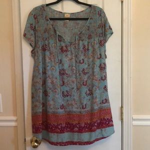 Beautiful Faded Glory top